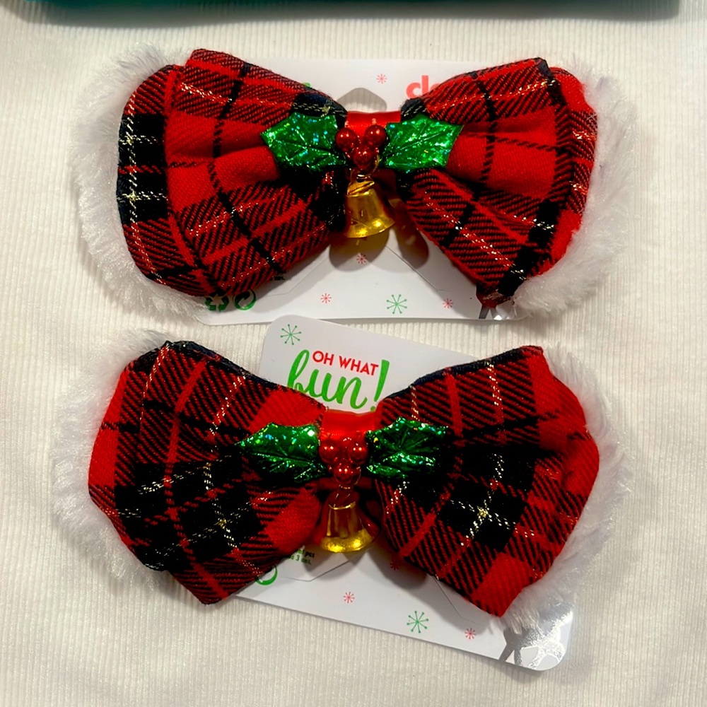 Christmas hair bows.